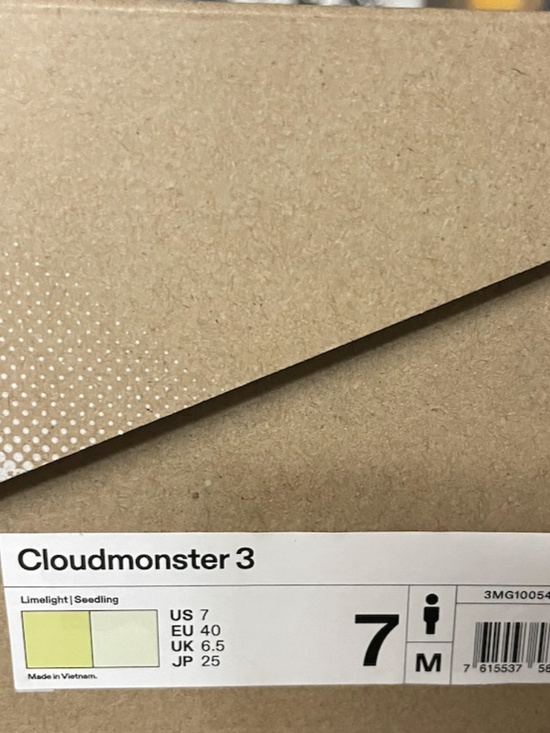 On Cloudmonster 3 - Mens 7 - Limelight | Seedling main image 6